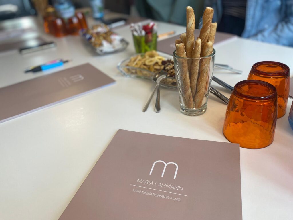 Seminarmappe von Maria Lahmann Kommunikationsberatung für Beratung, Coaching, Training, Feelgood Management